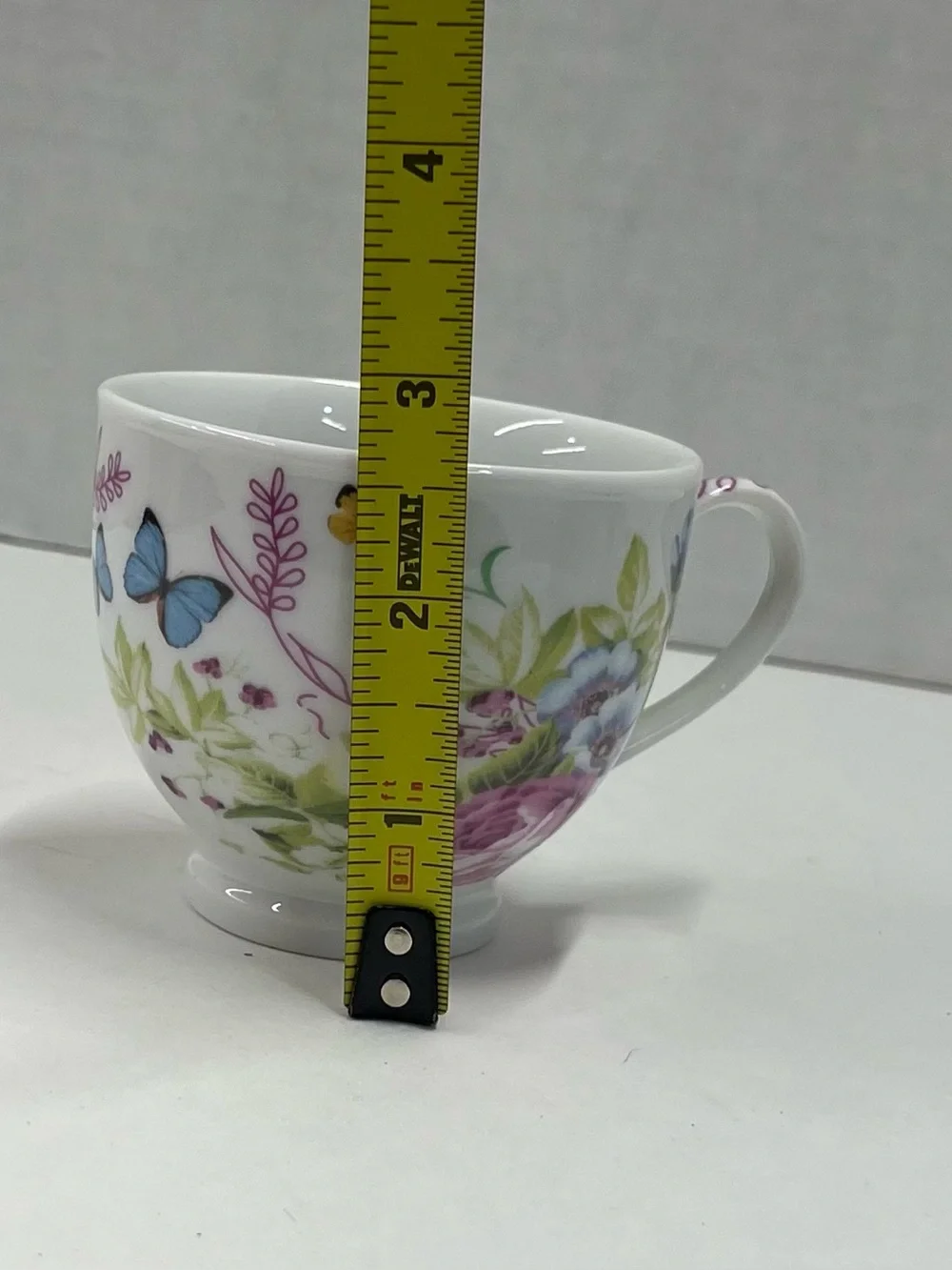 Ceramic teacup and saucer